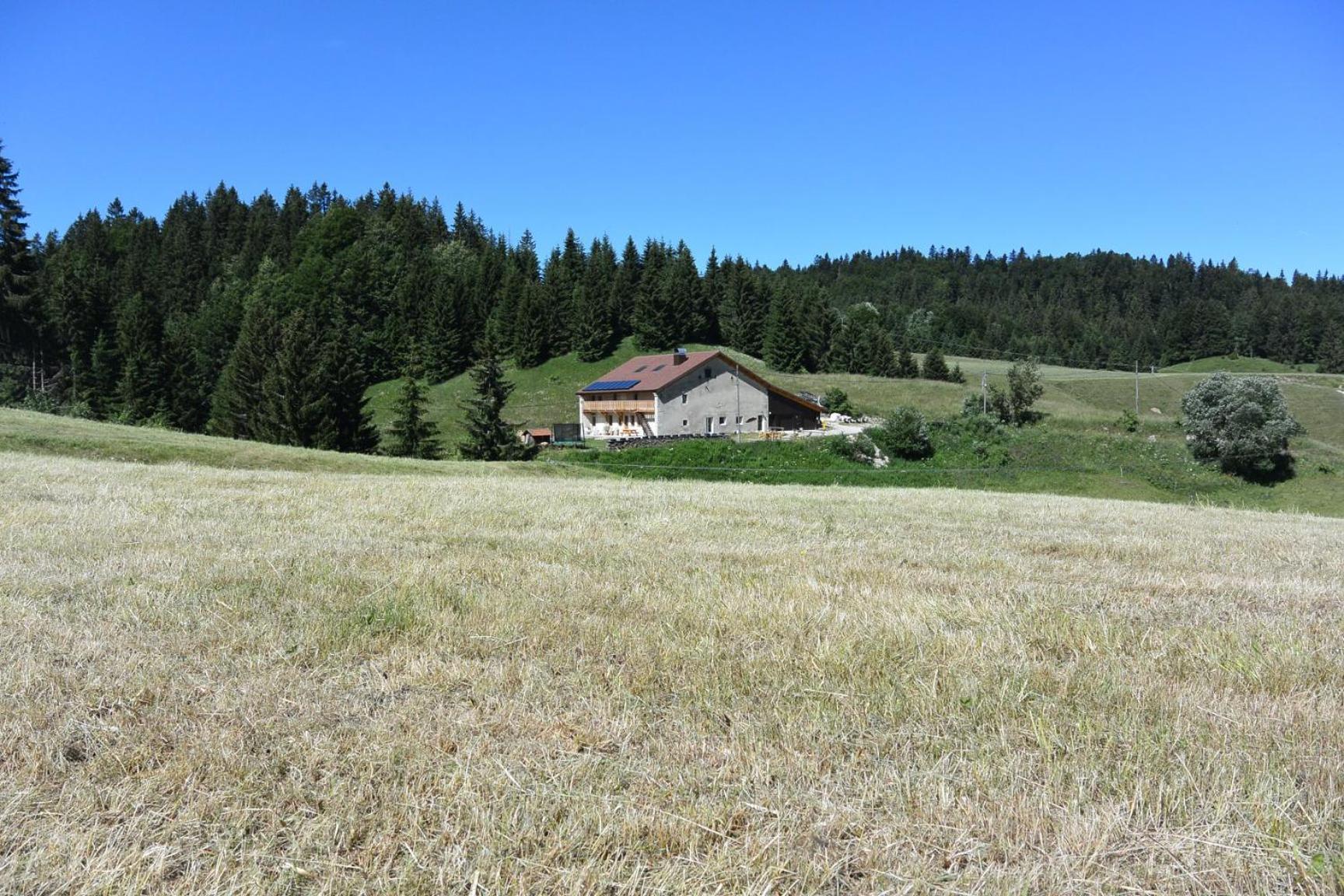 Gites Tre Le Grenier Les Moussieres Buitenkant foto